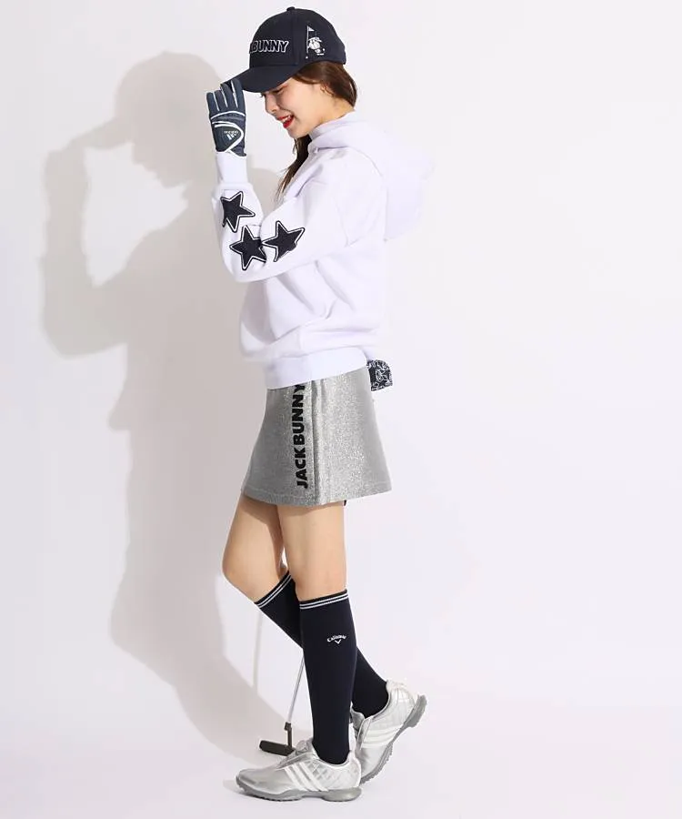 ジャックバニーの長袖フード付パーカーを使ったスタイリング